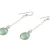 GEMSHINE Damenohrringe aus 925 Silber. 4,5 cm Yoga Ohrhänger mit Chalzedon Edelsteinen hervorragender Qualität und Farbe. Made in Madrid / Spanien. Im eleganten Schmucketui mit Geschenkverpackung. – Bild 3